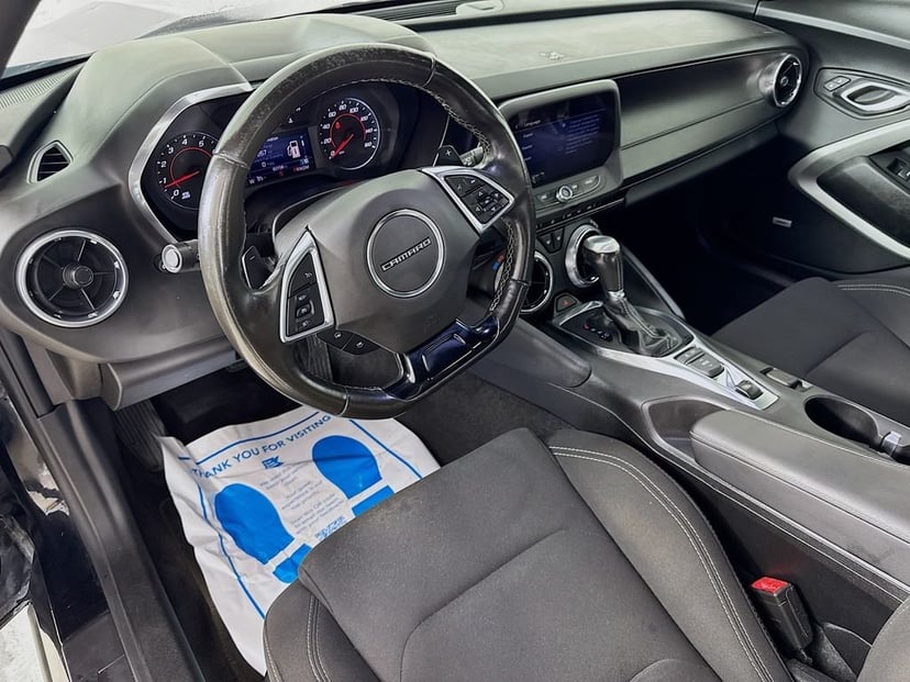 2019 Chevrolet Camaro - Image 11