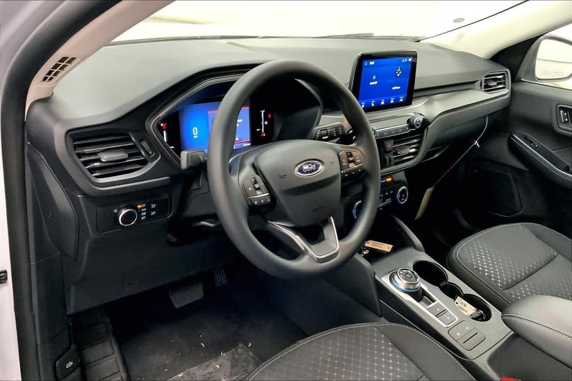 2026 Ford Escape - Image 6