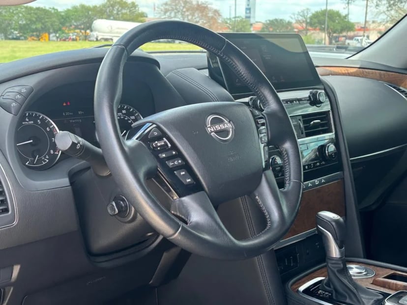 2021 Nissan Armada - Image 6