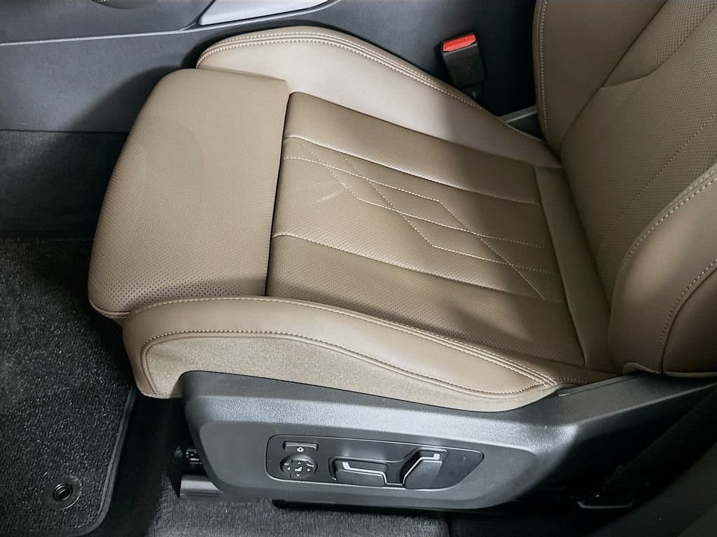 2025 BMW X3 - Image 21