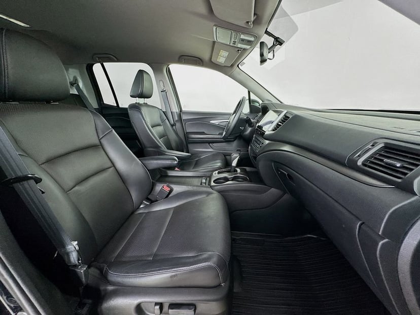 2018 Honda Ridgeline - Image 36