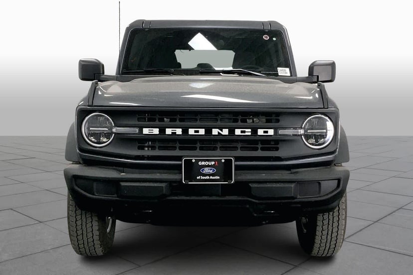2026 Ford Bronco - Image 3