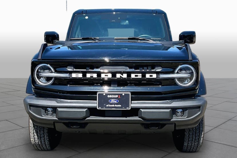 2025 Ford Bronco - Image 4