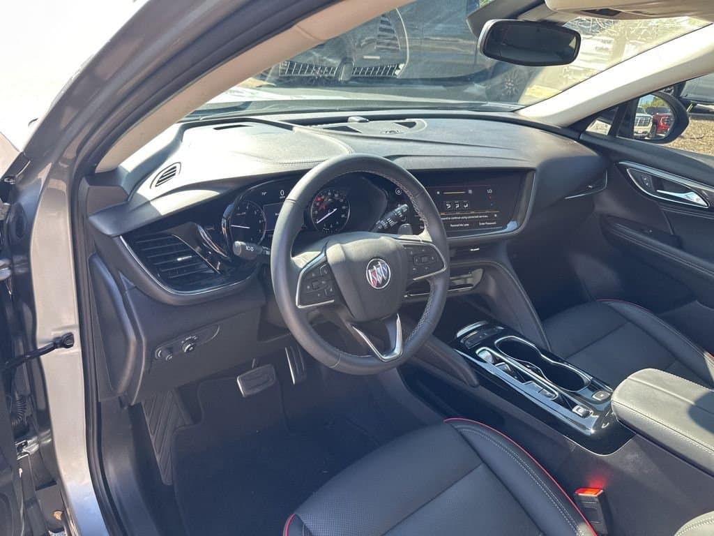 2023 Buick Envision - Image 25