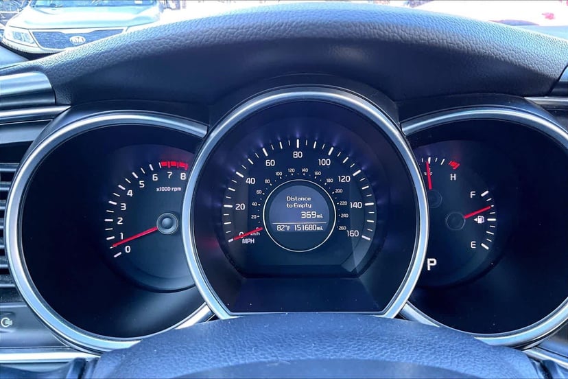 2015 Kia Optima - Image 25