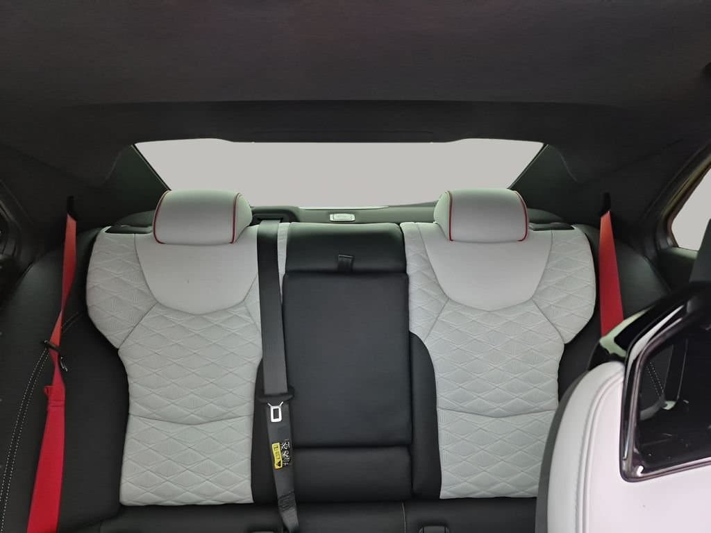 2023 Cadillac CT4 - Image 42