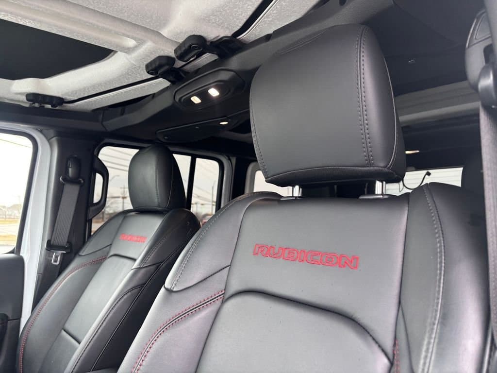 2024 Jeep Wrangler - Image 12