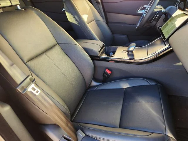 2025 Land Rover Range Rover Velar - Image 10