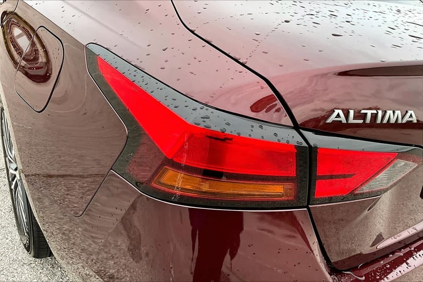 2025 Nissan Altima - Image 29