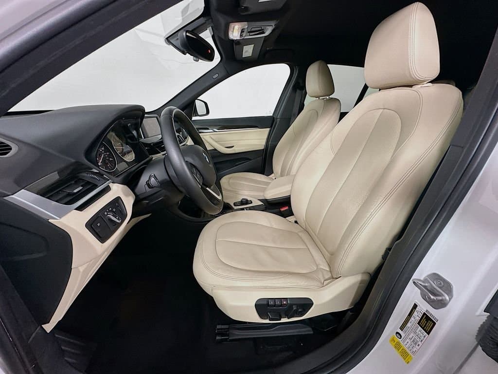 2017 BMW X1 - Image 20