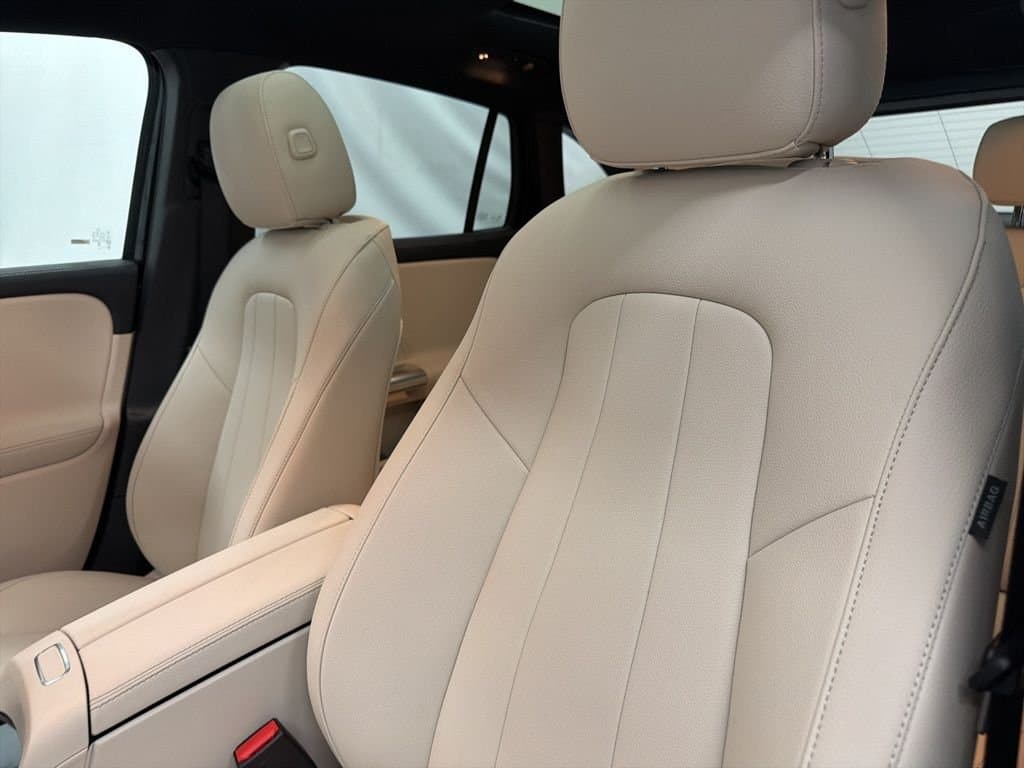 2026 MERCEDES-BENZ GLA - Image 14