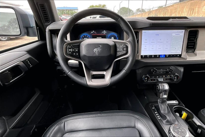 2025 Ford Bronco - Image 5