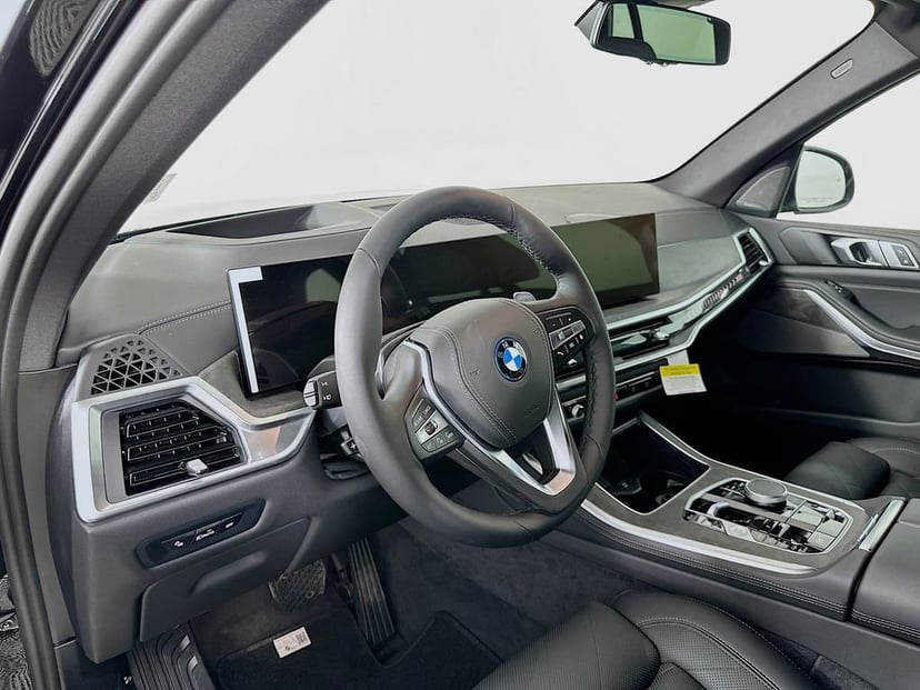 2026 BMW X5 - Image 9