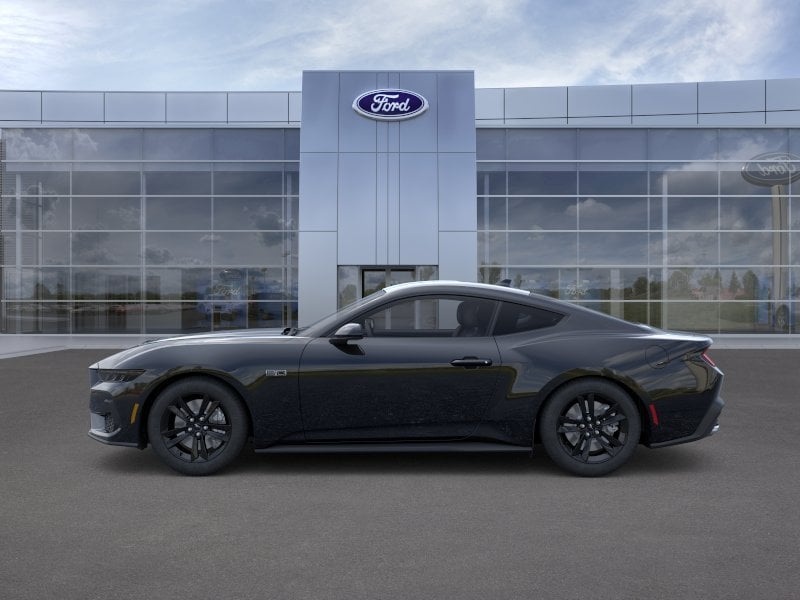 2026 Ford Mustang - Image 15