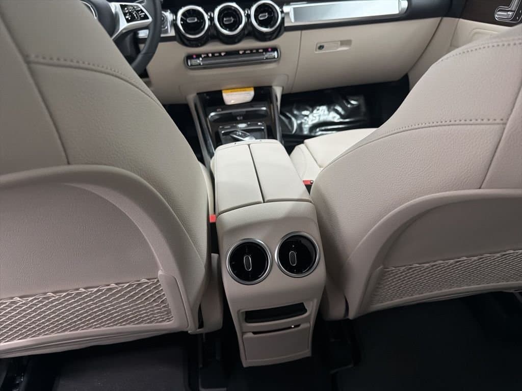 2026 MERCEDES-BENZ GLB - Image 23