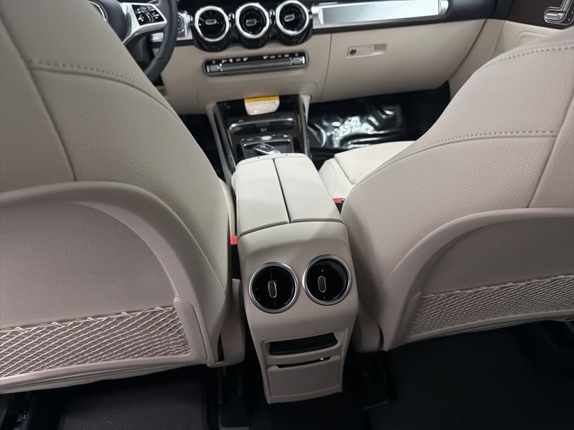2026 Mercedes-Benz GLB - Image 22