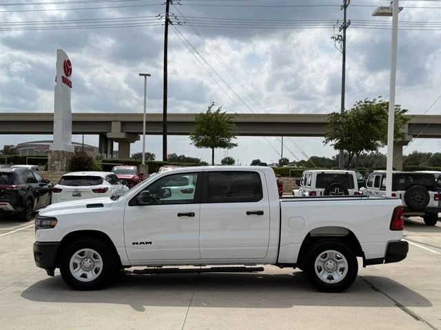 2025 Ram 1500 - Image 8