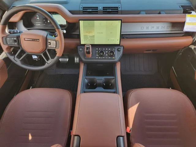 2026 Land Rover Defender 110 - Image 25