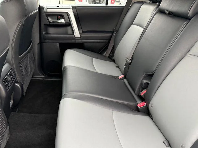 2023 Toyota 4RUNNER - Image 28