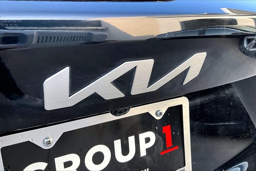 2022 Kia Sorento - Image 10