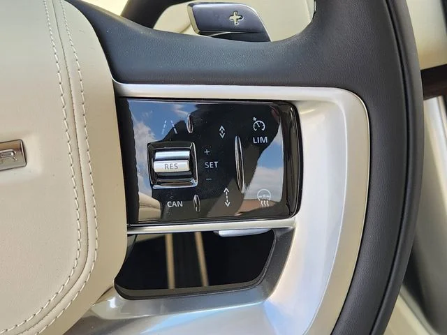 2026 Land Rover Range Rover - Image 27