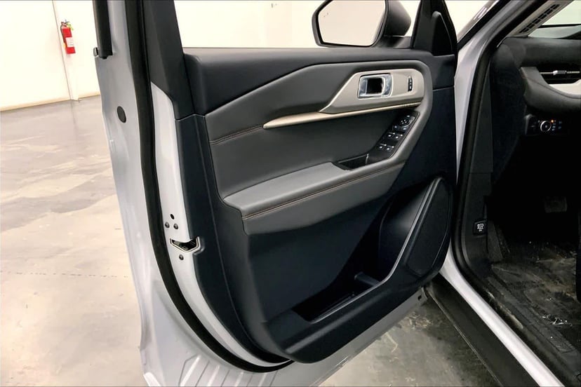 2026 Ford Explorer - Image 10