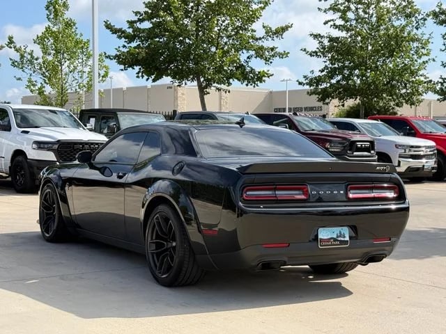 2023 Dodge Challenger - Image 4