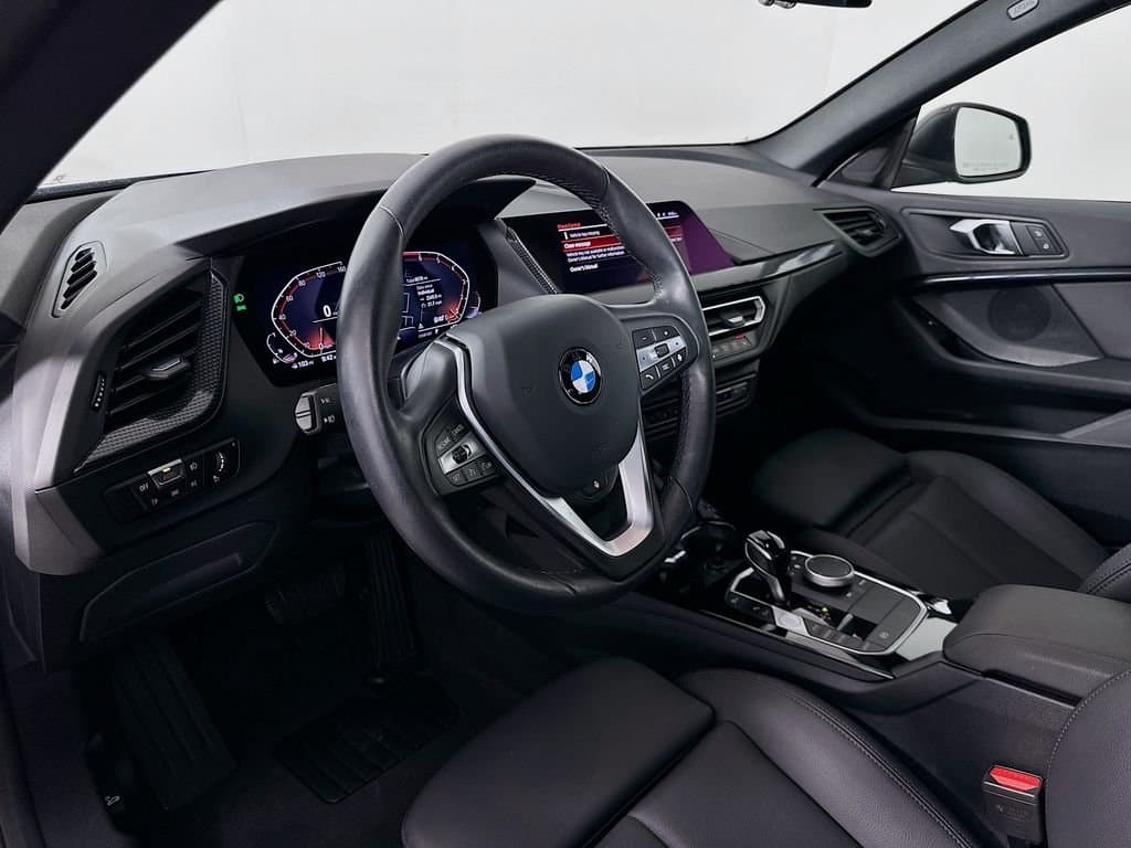 2024 BMW 2 Series - Image 9