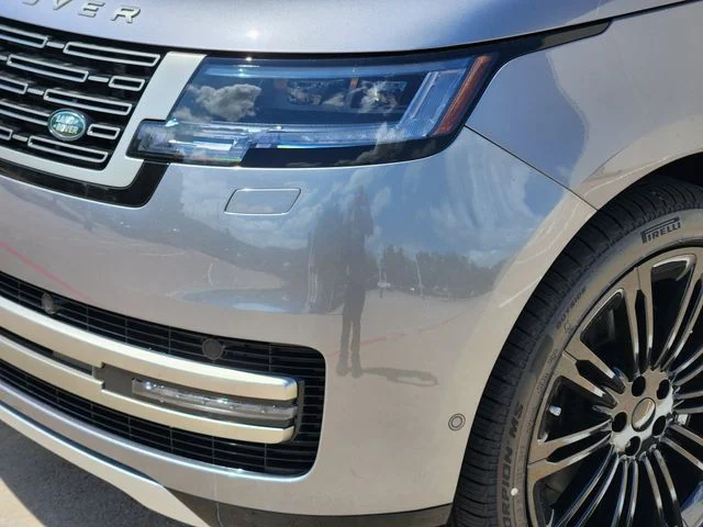 2026 Land Rover Range Rover - Image 5