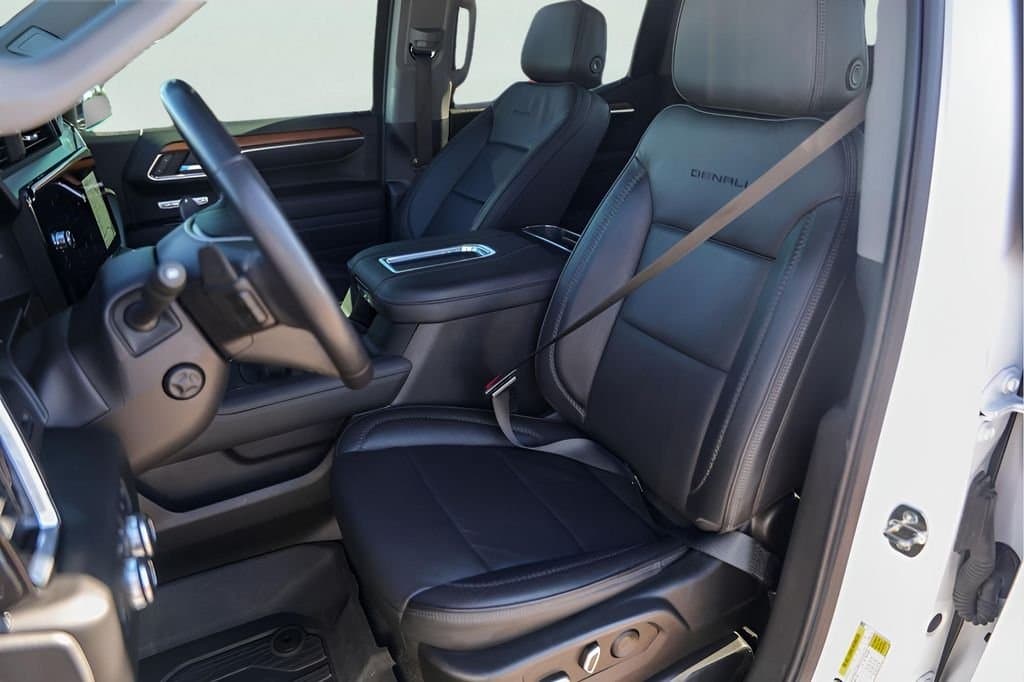 2022 GMC Sierra 1500 - Image 10