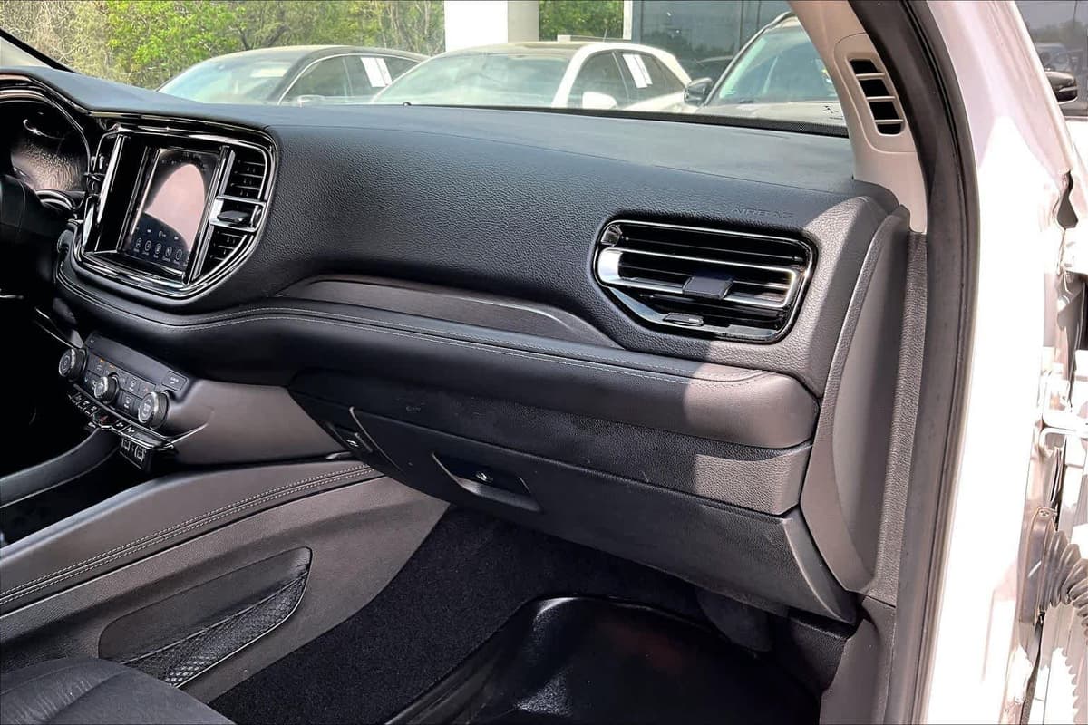 2022 Dodge Durango - Image 18