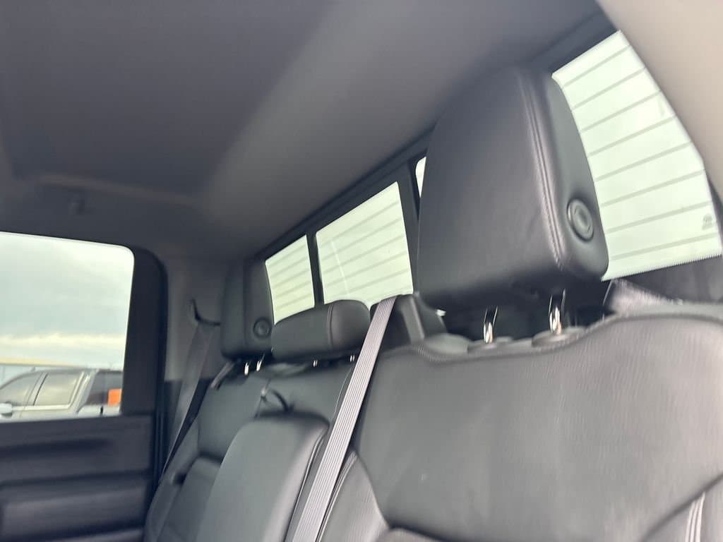 2022 GMC Sierra 2500HD - Image 28