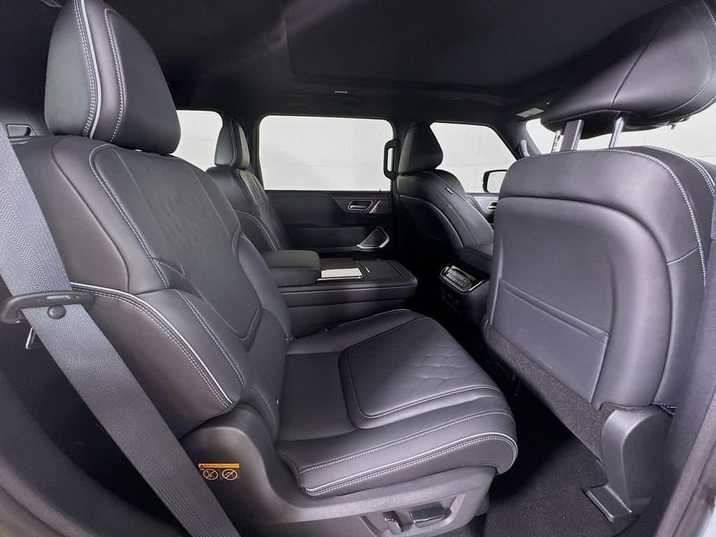 2026 INFINITI QX80 - Image 36