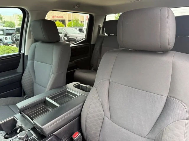 2023 Toyota Tundra - Image 11