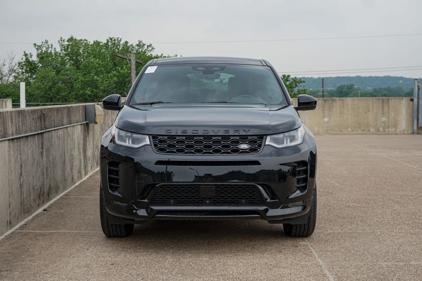 2026 Land Rover Discovery Sport - Image 2