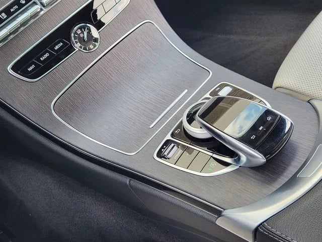 2022 Mercedes-Benz C-Class - Image 19