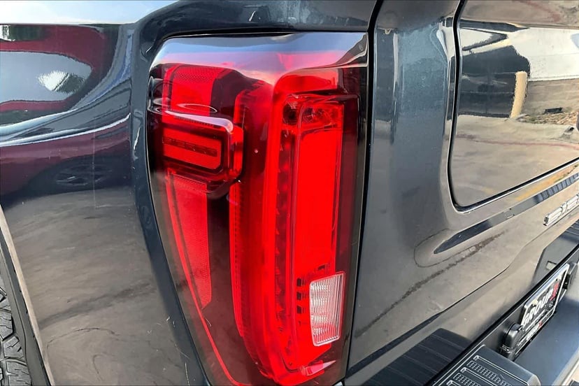 2019 GMC Sierra 1500 - Image 27