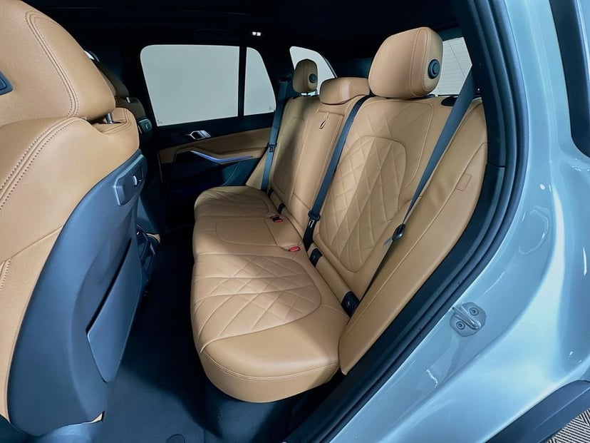 2024 BMW X5 - Image 25