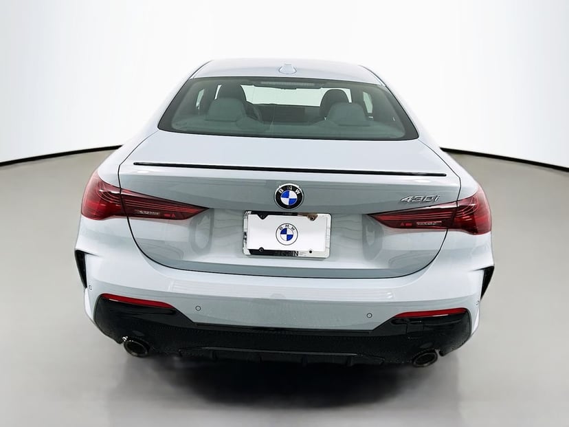 2025 BMW 4 Series - Image 6