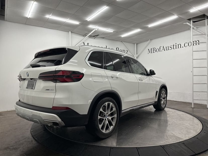 2024 BMW X5 - Image 7