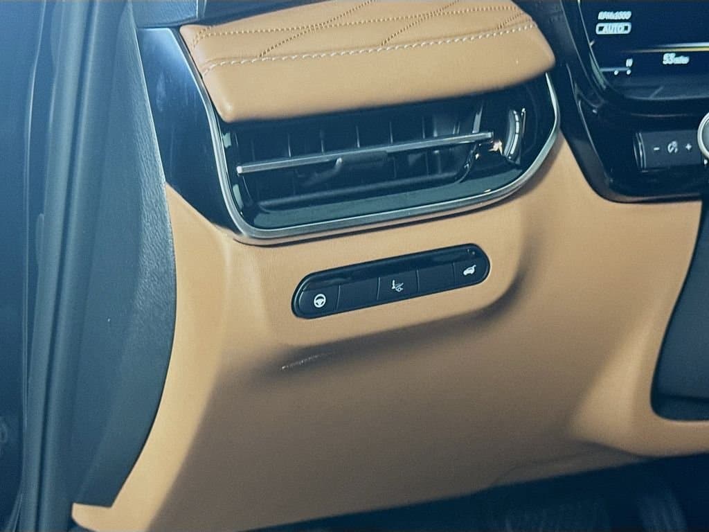 2026 INFINITI QX60 - Image 11