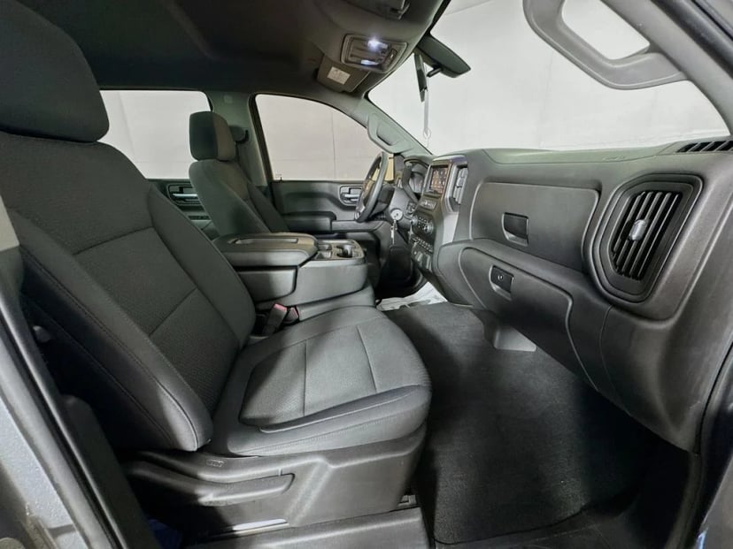 2020 Chevrolet Silverado 1500 - Image 32