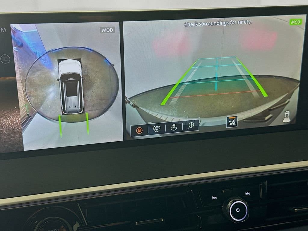 2026 INFINITI QX80 - Image 17