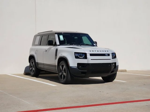 2026 Land Rover Defender 110 - Image 2