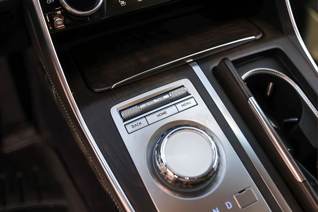 2023 Genesis GV80 - Image 20