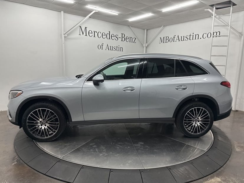 2026 Mercedes-Benz GLC - Image 4