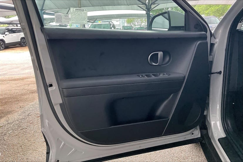 2026 Hyundai IONIQ 5 - Image 21
