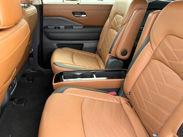 2023 Nissan Pathfinder - Image 28
