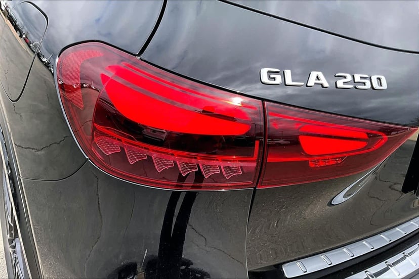 2025 Mercedes-Benz GLA 250 - Image 28