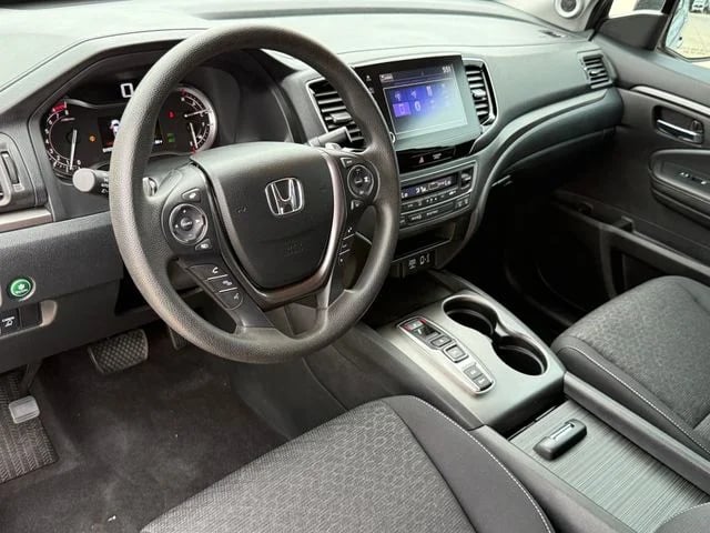 2023 Honda Ridgeline - Image 11
